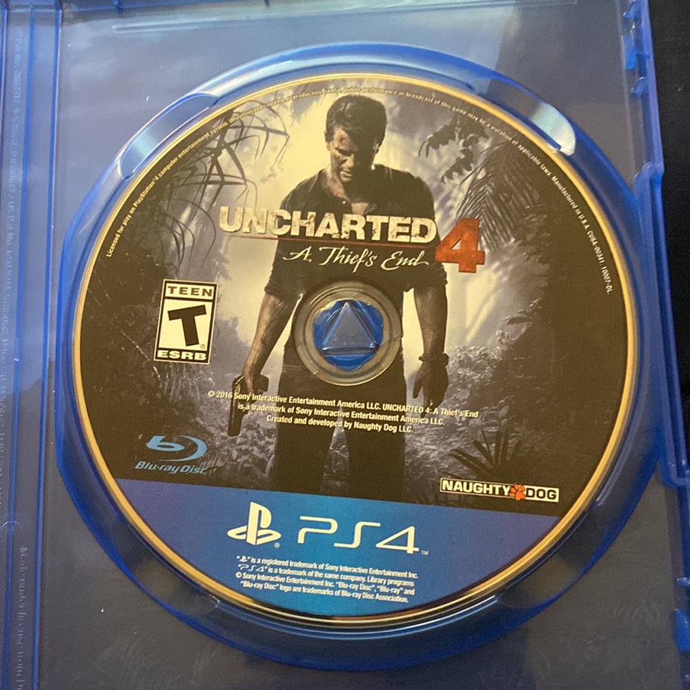 PS4 Uncharted 4 video game - Picture 2 of 3